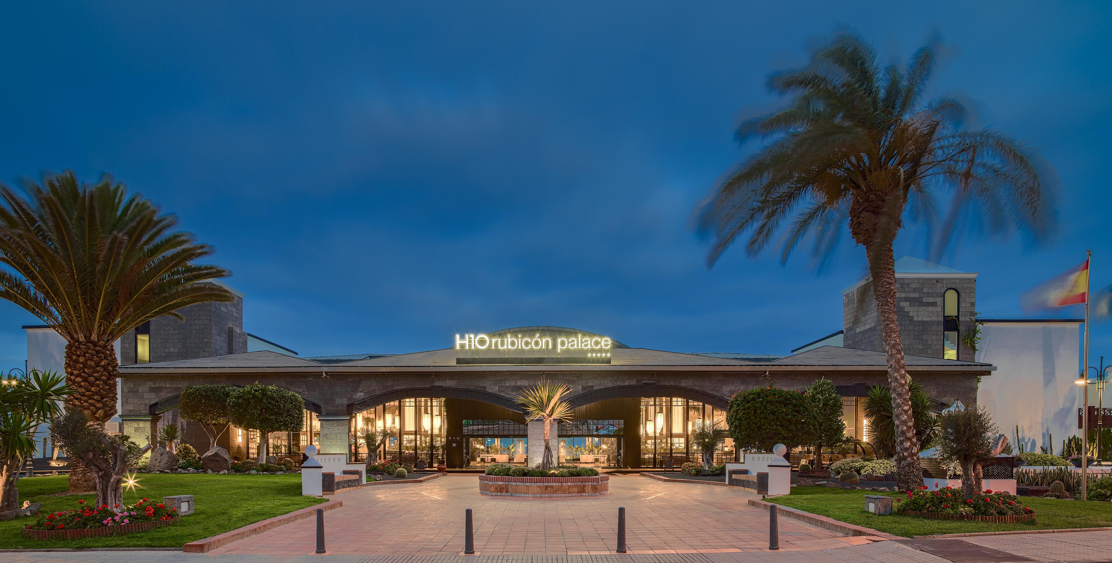 H10鲁比肯皇宫酒店 普拉亚布兰卡 外观 照片 Hilton Nicosia