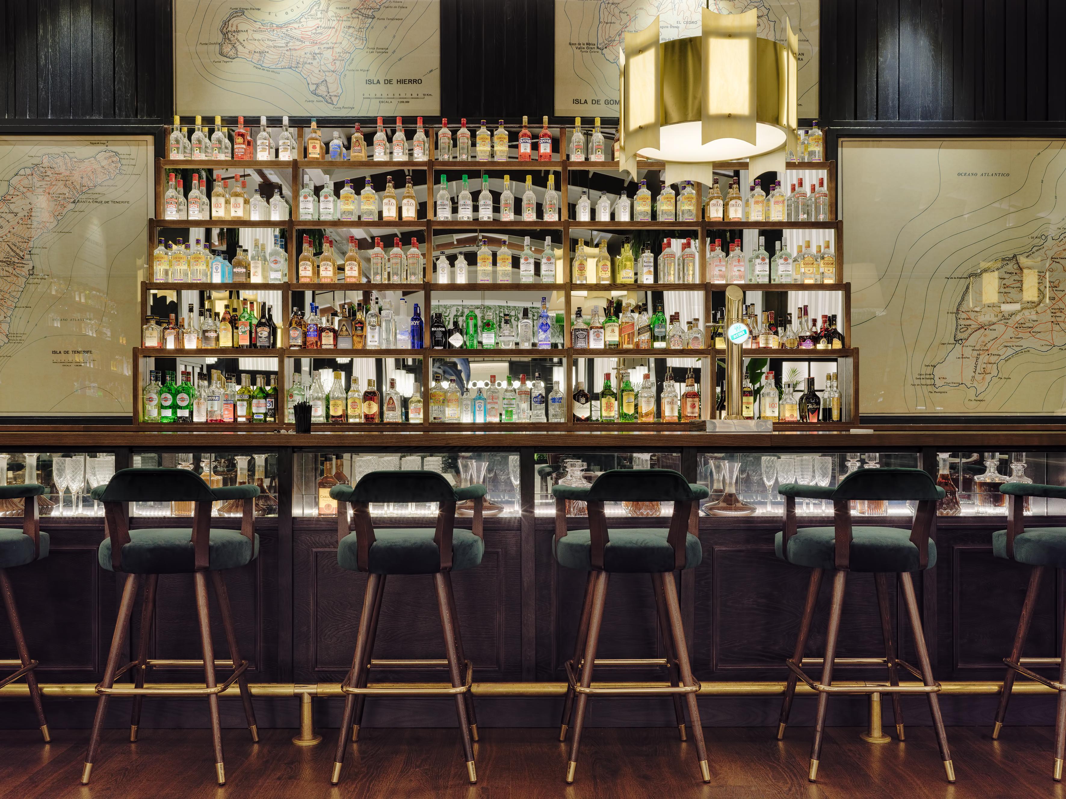 H10鲁比肯皇宫酒店 普拉亚布兰卡 外观 照片 The bar at the Polo Club